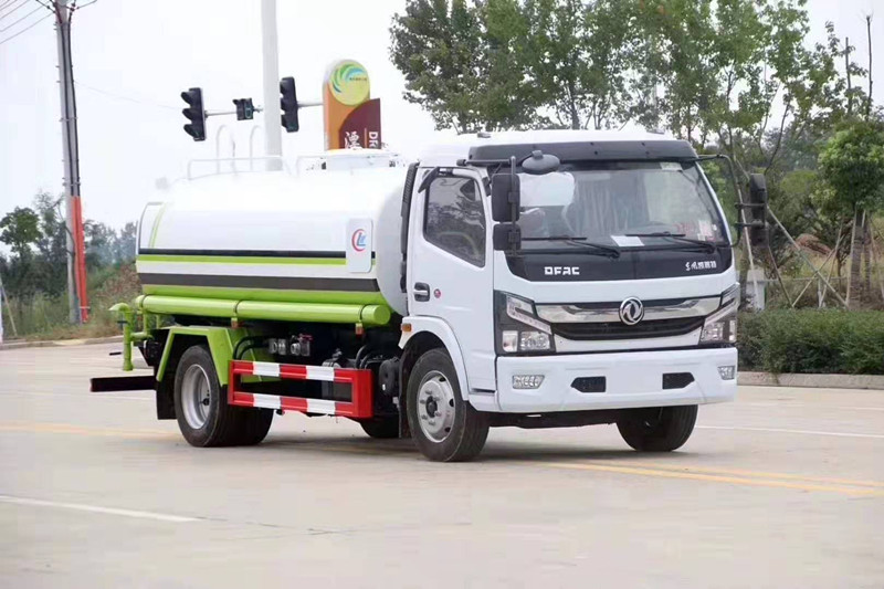 國六東風(fēng)大多利卡9.3方灑水車