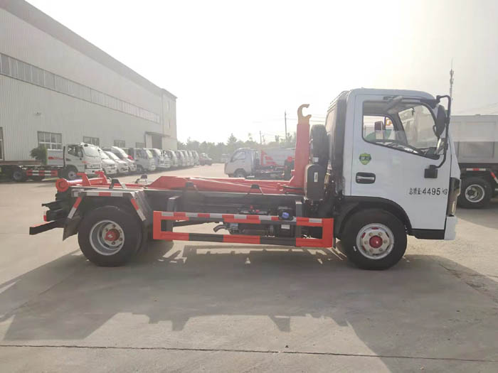 國六6方東風多利卡藍牌勾臂垃圾車 建筑垃圾清運
