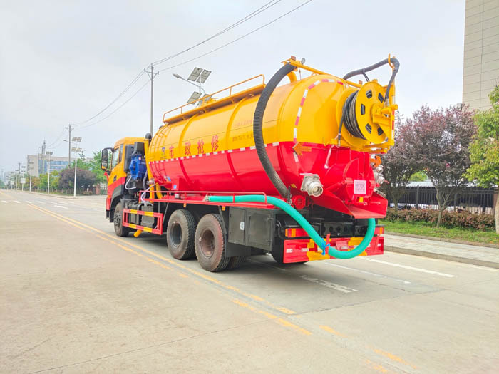 東風(fēng)天龍22方清洗吸污車
