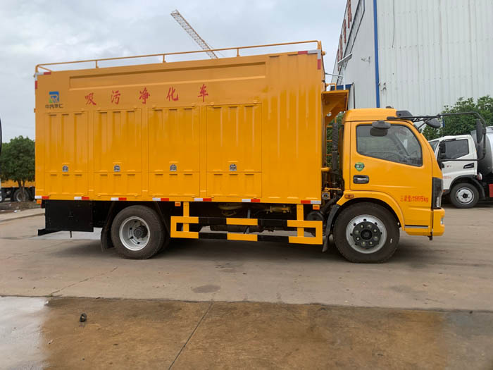 東風(fēng)F7福瑞卡吸污凈化車